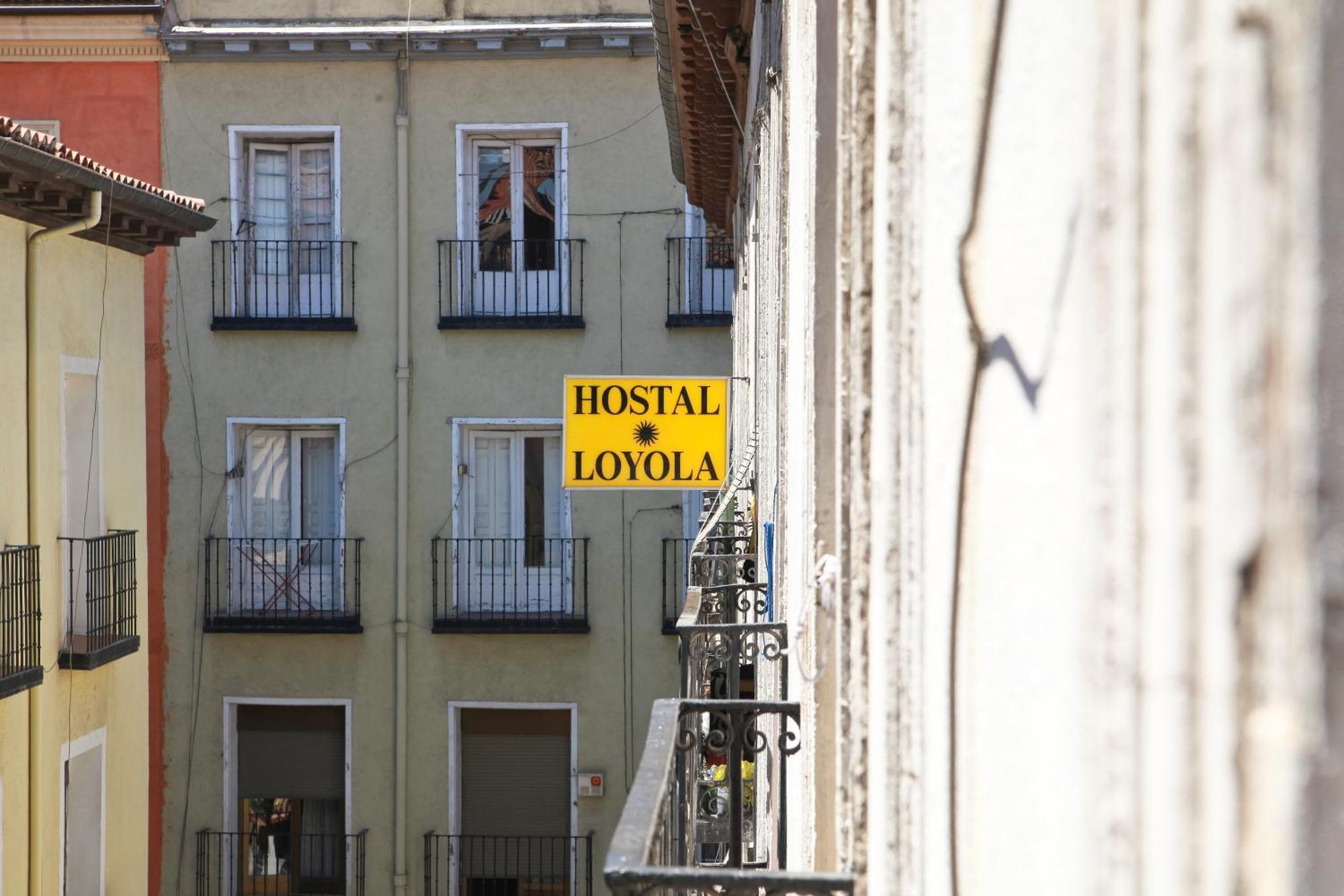 Hostal Loyola Madrid Exterior photo