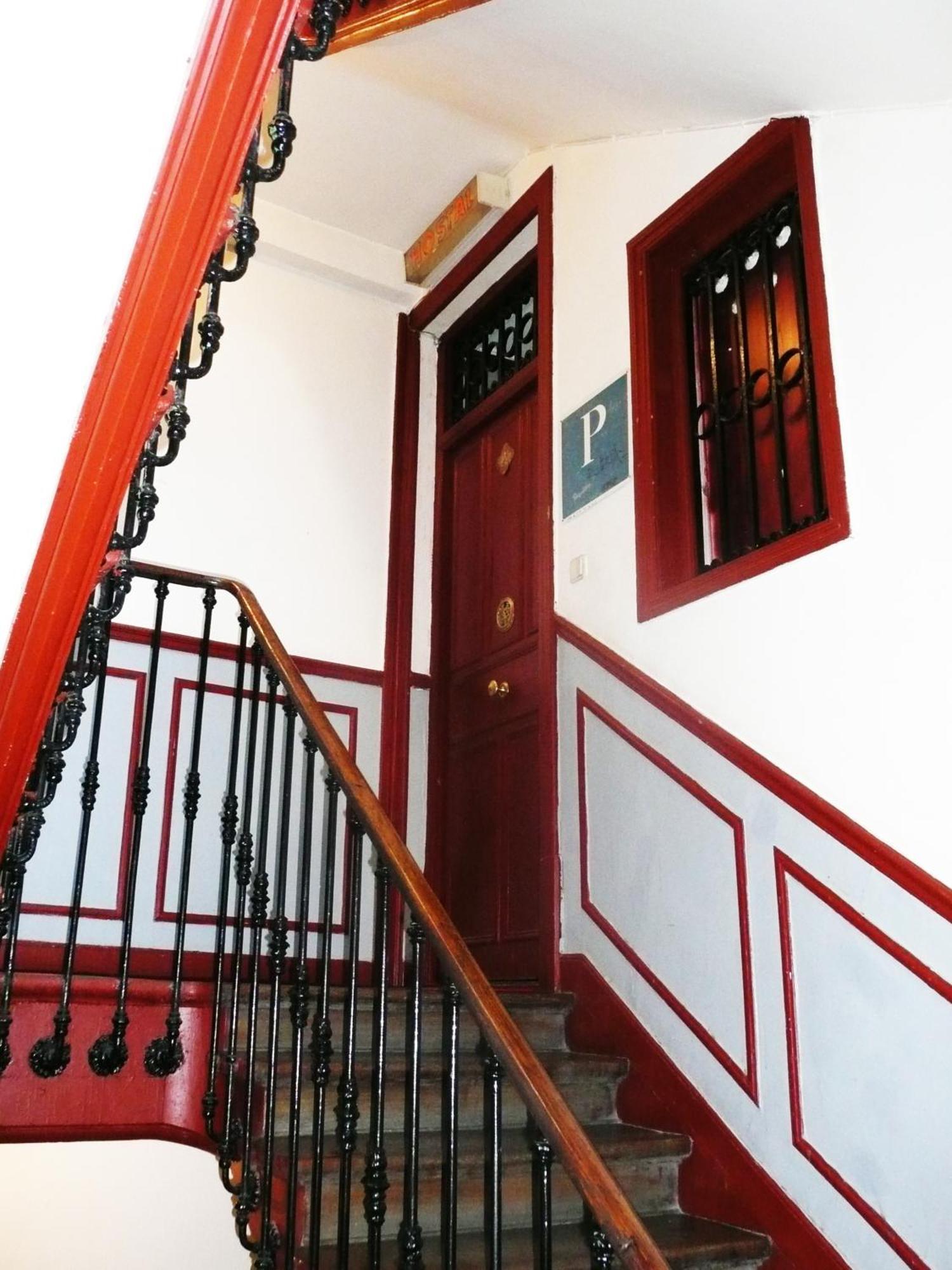Hostal Loyola Madrid Exterior photo
