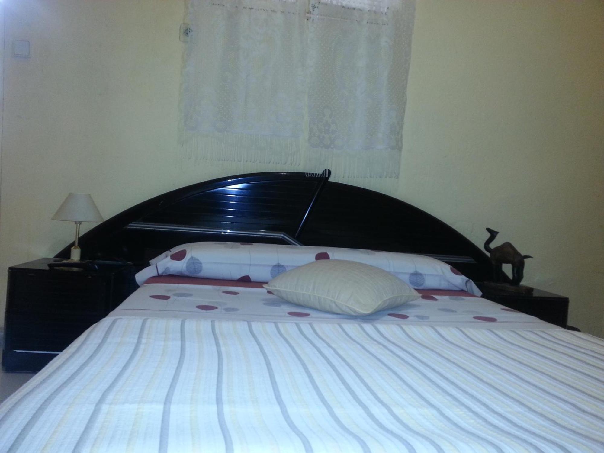 Hostal Loyola Madrid Room photo
