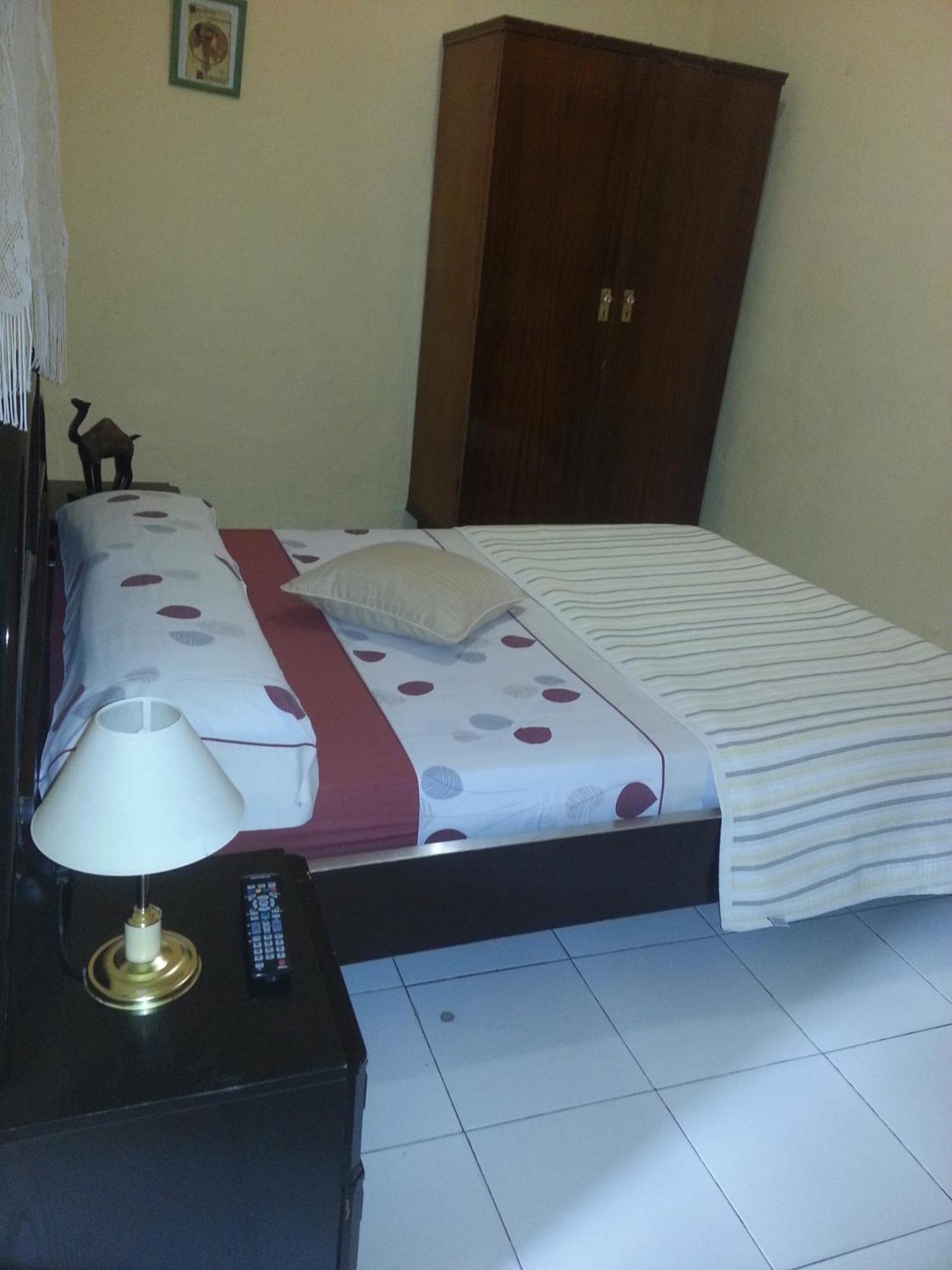 Hostal Loyola Madrid Room photo